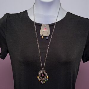 Paparazzi Silver Necklace with Multicolor Teardrops